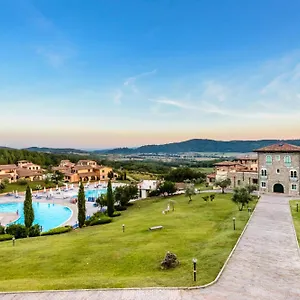 Rezort Pian Dei Mucini, Massa Marittima
